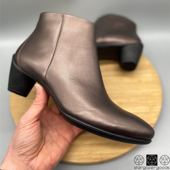 Ecco Boots Womens 41 Brown Leather Heels Sculptured 45 Booties Metallic Side Zip - Picture 1 of 12